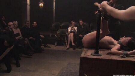 パブリックBDSMパーティー