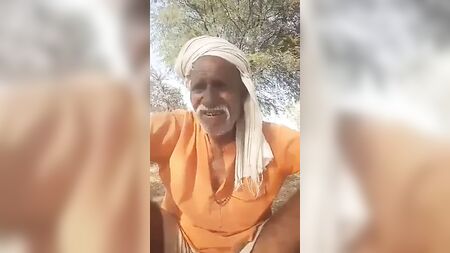 無修正のインド人のおじいさん