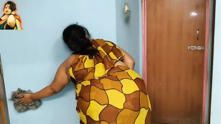 (タミル人メイドの激しいセックス　オーナーの息子) 家の掃除中にオーナーの息子に犯されるインド人メイド - 巨尻に中出し