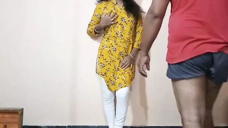 インド人の熱いカップルのセックス