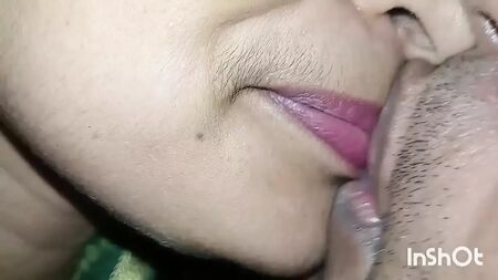 インドのセクシーな女性ラリタのXXX動画、インド人カップルのセックスシーンと快楽のひととき、新婚の妻が激しく犯される