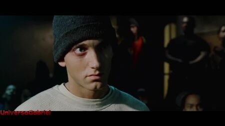 『8 Mile』：ロット（ナショーン・“オックス”・ブリードラブ）対 B-ラビット（エミネム）（ONYXの「Last Dayz」に乗せたフリースタイル）（2002年）