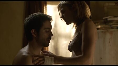 キーレ・サンチェスのセクシーな姿 - 『30デイズ・オブ・ナイト』 - 『ダーク・デイズ』（2010年） HD1080p