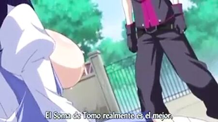 女子高生が巨乳をしゃぶられる