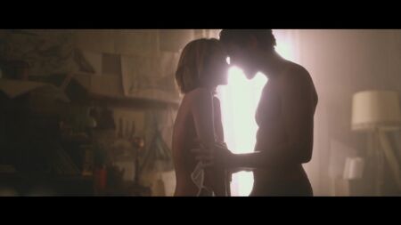 Ksenia Solo, Jenna Kramer Nude - In Search of Fellini (2017) HD 1080p 視聴 / クセニア・ソロ、ジェナ・クレイマー - フェリーニを求めて