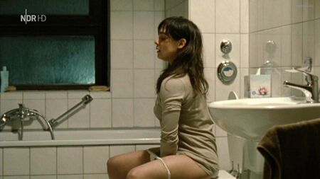マヤ・シェーネ - 『燃えさかる』 / Maja Schöne - Der Brand (2011)