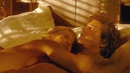 ScandalPlanet.Comに掲載されたゴールディ・ホーンのセックスシーン
