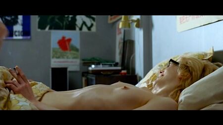 アネ・ダール・トルプ ヌード - 高校教師ペデルセン（ノルウェー 2006年） オンライン視聴 / エニ・ダール・トルプ - ペデルセン先生