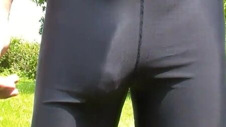 自転車用パンツに精液