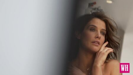 コビー・スマルダースのトップレス - 『Women's Health』2015年5月号