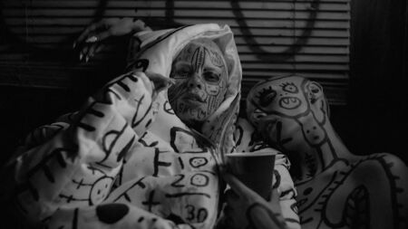 DIE ANTWOORD「FAT FADED FUCK FACE」（公式ミュージックビデオ）