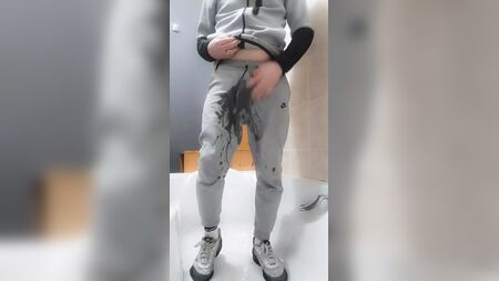 ナイキのテックフリース、クソ