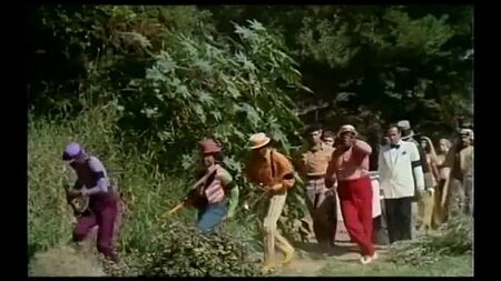 ロベルタ・コリンズ演じるジーン・ハーロウ『トレイン・ライド・トゥ・ハリウッド』（1975年）予告編