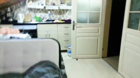 未亡人の叔母が犯される 2