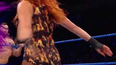 WWE - ベッキー・リンチのお尻は素敵だ