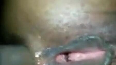 エッチな褐色肌の女の子との盛り上がる乱交