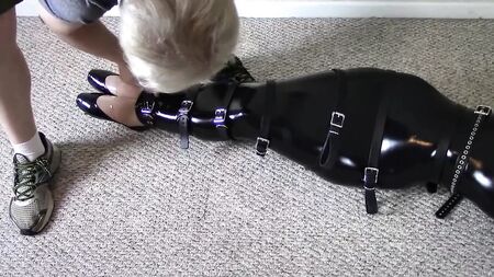 ストラップボンデージ 9