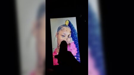 美尻の女、ザーメンを捧げる