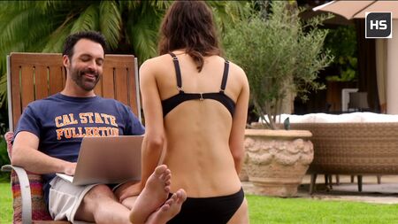 アレクサンドラ・ダダリオ – ホットでセクシーなシーン 4K