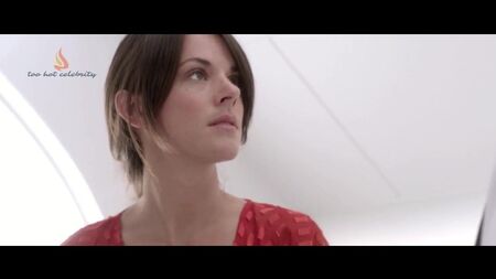 サラ・バトラー - 『ムーン・トラップ：ターゲット・アース』2017年