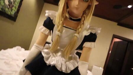 キグルミがペニスで遊ぶ
