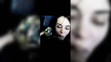 ビリー・アイリッシュがチンポをしゃぶる