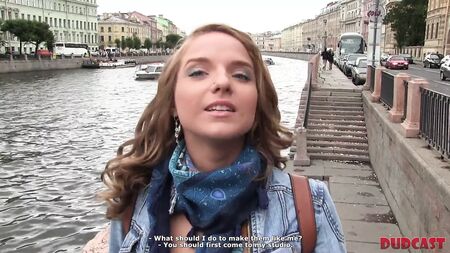 その男はポルノ映画に出演することに同意した