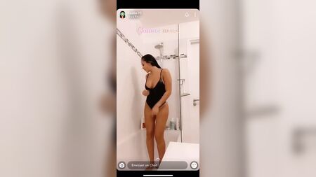LEANA TV、リアリティ、シャワー、セクシーショット、巨乳、巨尻