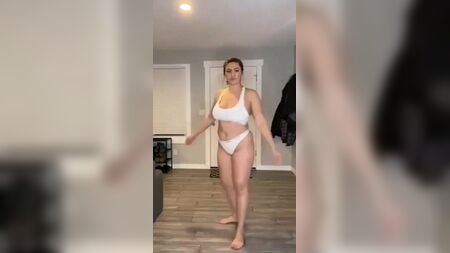 巨乳のTikTok