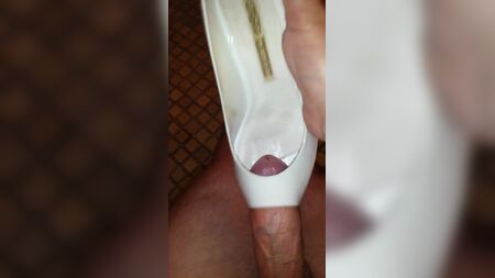 友達の彼女のかっこいいハイヒールのバッファロー柄ピープトゥパンプス
