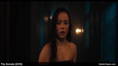 フレイヤ・ティングレーのセクシーなシーンと下着姿