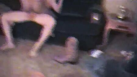 黒人ホットワイフの中出しサプライズ