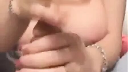 最高の手コキとセクシーなストーリー