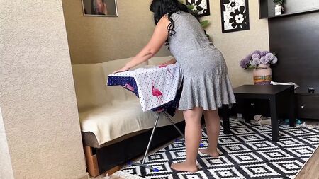 熟女はアナルセックスに最適なお尻をしている。熟女素人
