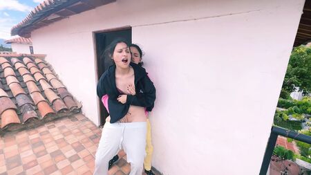 元カノとセックスした。彼女が自ら進んで誘ってきたんだ
