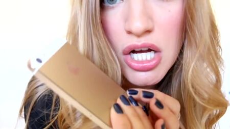 ジャスティン・エラジク（iJustine）のトゥワークダンス