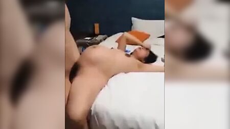 中国人妊婦が犯される