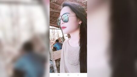 彼女はいつもコルメック夫人だ