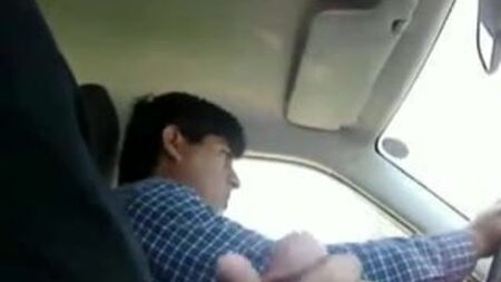 君が運転して、僕はオナニーする