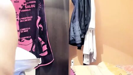 ヴァルナ出身のカップルがセックスしてフェラをする