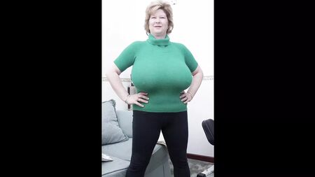 私が好きな、胸の大きな熟女