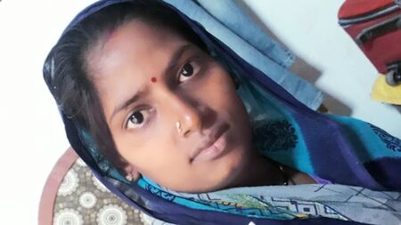 かわいいインド系のおばさんが彼氏とセックス