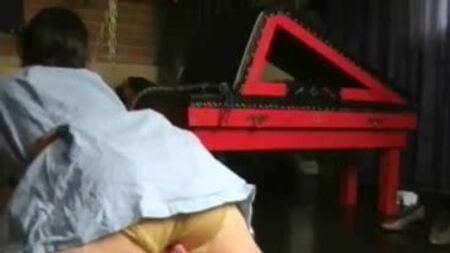ゴム製のパンティはいいね！