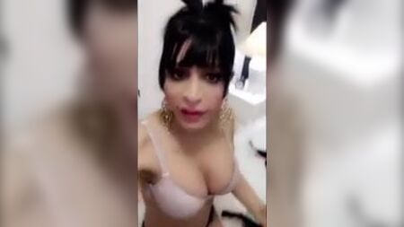 ティラヴェスディ・イコンカン、エチェメ・コチャを探しています - 嫁入り道具は準備済み