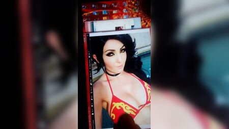 コスプレ・トリビュート - ジェシカ・ニグリ扮するシンダー・フォール（RWBY）