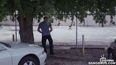 ポルノビデオ Kelsi Monroe - BangBus av.mp4を無料でダウンロードしてオンラインで見る