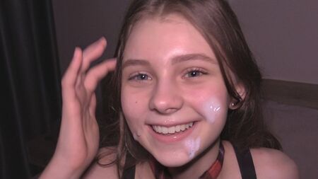 彼女はたった18歳で、すでにこれをしています