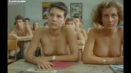 カトリーヌ・アイメリー, etc Nude - Point de fuite (1987) Watch Online