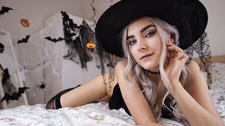 セックスの魔法を待つ魔女