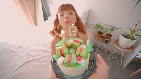 今なら彼女は何でもできる！